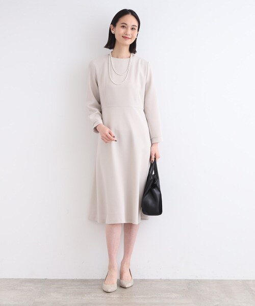 INDIVI(インディヴィ)の「◆【洗える/SETUP可能/スタイルUP】フィット&フレアワンピース(ワンピース・レディース・ダークグレー/ネイビー/ナチュラル・03/13/15 /38/40/36/19/05)」の7枚目の写真