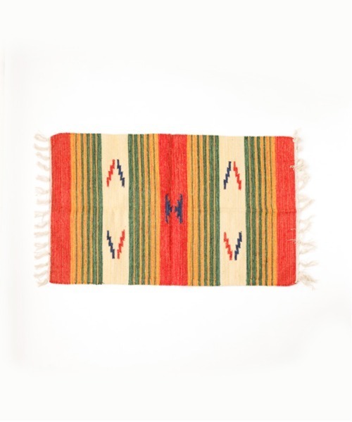 CONTROL FREAK / CTFK(コントロールフリーク)の「CONTROL FREAK(コントロールフリーク)MANGALICK SALES COTTON RUG(ラグ/マット・レディース・レッド/ネイビー/イエロー・FREE)」の1枚目の写真