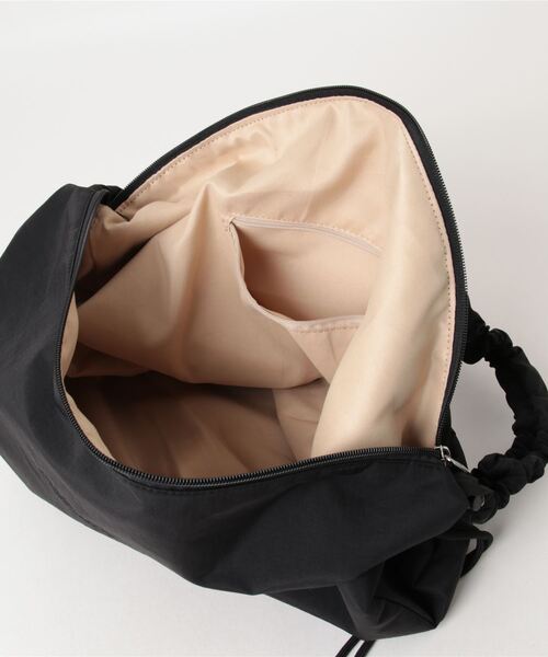 petit main（プティマイン）の「【WEB限定】ママパパドロストショルダーバッグ【クロ】（ショルダーバッグ・レディース・ブラック・フリー）」の13枚目の写真