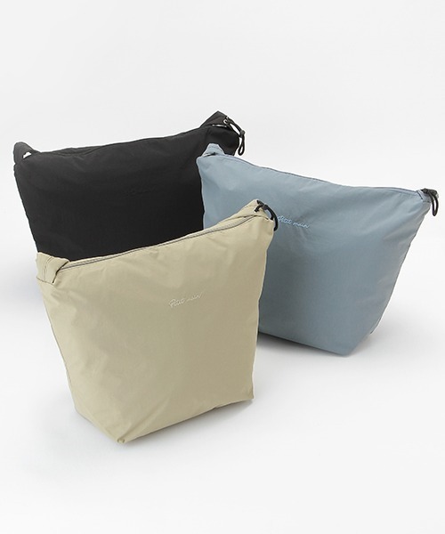 petit main（プティマイン）の「【WEB限定】ママパパドロストショルダーバッグ【クロ】（ショルダーバッグ・レディース・ブラック・フリー）」の2枚目の写真