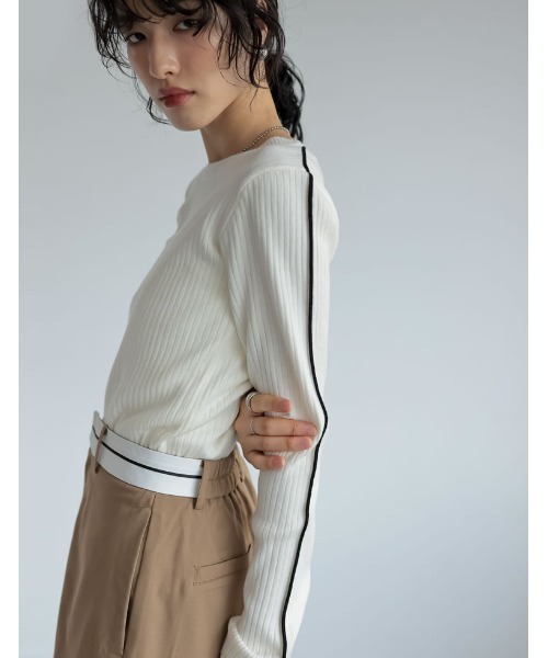 Re:EDIT（リエディ）の「[2024SS COLLECTION]配色ラインクルーネックリブニットトップス（ニット/セーター・レディース・グレー系その他/ホワイト系その他/ブラック系その他・LARGE/MEDIUM）」の8枚目の写真
