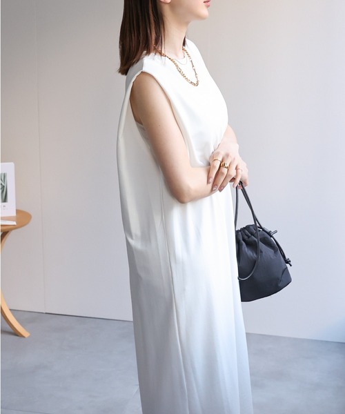 model：162cm 着用サイズ：F