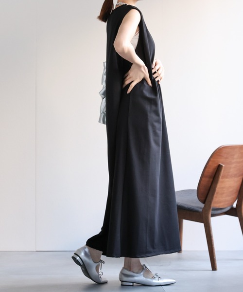 sakishimatokyo(サキシマトーキョー)の「<美シルエット>ショルダータックワンピース(ワンピース・レディース・ブラック/レッド/オフホワイト/グレー・FREE)」の15枚目の写真