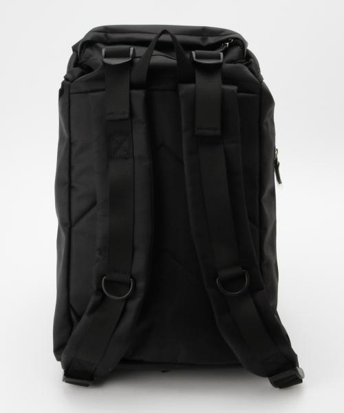 BEAMS(ビームス)の「BEAMS / フラップ デイパック(バックパック/リュック・メンズ・ブラック/ネイビー・ONE SIZE)」の9枚目の写真