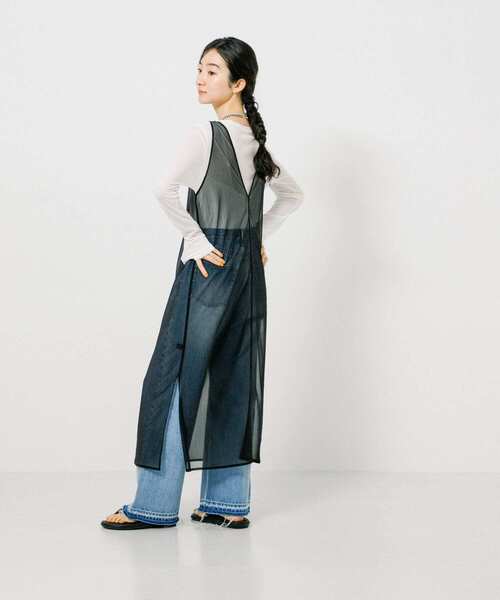 URBAN RESEARCH（アーバンリサーチ）の「強撚シアーカットソー（Tシャツ/カットソー・レディース・ピンク/イエロー/オフホワイト/チャコールグレー・FREE）」の15枚目の写真