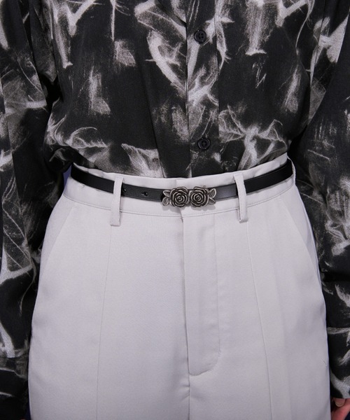 Ellno Loset(エルノロゼット)の「ローズバックルベルト(ベルト・メンズ・ブラック・FREE)」の2枚目の写真