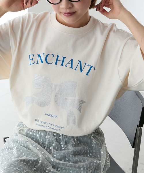 半袖Tシャツ メンズ メタル装飾リボンプリント セール】オーバーサイズロゴフォトプリント半袖メタリック箔
