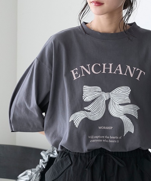 forksy.(フォルクシー)の「【forksy.】オーバーサイズリボン箔プリントデザインTシャツ(Tシャツ/カットソー・レディース・アイボリー/ライム/スミクロ・FREE)」の19枚目の写真