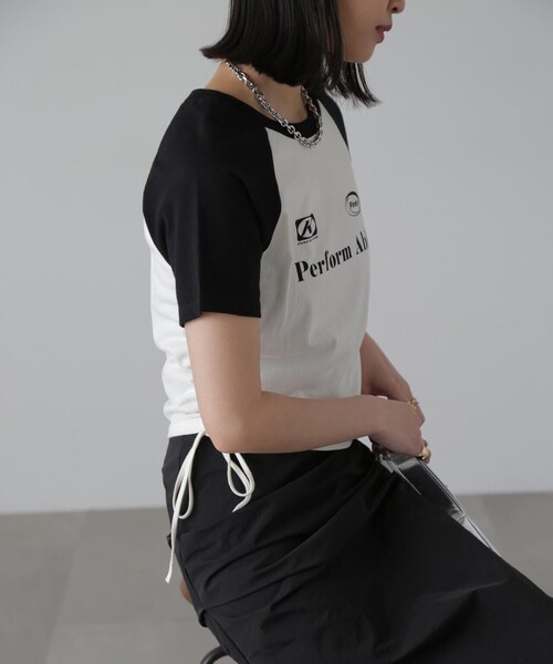 FREE'S MART(フリーズマート)の「◆ドロストラグランTシャツ(Tシャツ/カットソー・レディース・ホワイト/レッド・FREE)」の5枚目の写真