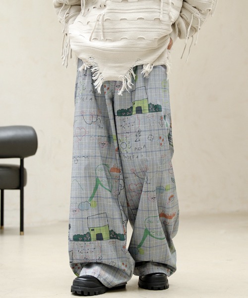 neos（ネオス）の「【FVLMEN】illustration paint check relax Pants/イラストレーション ペイント チェック リラックス パンツ（その他パンツ・メンズ・グレー/ベージュ・X-LARGE/LARGE/MEDIUM）」の5枚目の写真