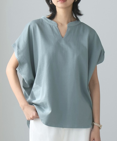 itto...(イット)の「綿100%キーネックドルマンTシャツ(Tシャツ/カットソー・レディース・アイボリー/ブラック/チャコール/グレイッシュベージュ/グリーン・M)」の7枚目の写真