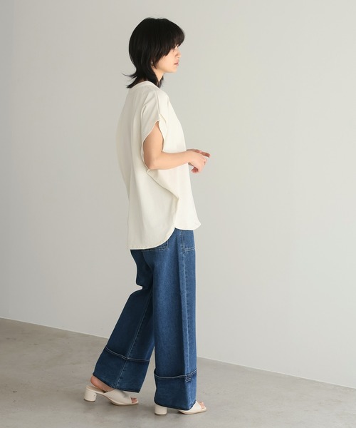 itto...(イット)の「綿100%キーネックドルマンTシャツ(Tシャツ/カットソー・レディース・アイボリー/ブラック/チャコール/グレイッシュベージュ/グリーン・M)」の22枚目の写真