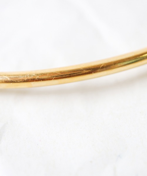 TUWAKRIM(トゥワクリム)の「【TUWAKRIM】チューブチョーカー(チョーカー・レディース・ゴールド・MEDIUM)」の5枚目の写真