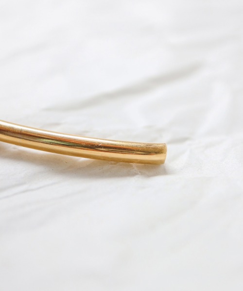 TUWAKRIM(トゥワクリム)の「【TUWAKRIM】チューブチョーカー(チョーカー・レディース・ゴールド・MEDIUM)」の6枚目の写真