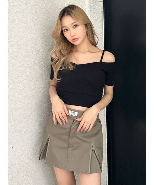 GYDA（ジェイダ）の「ハーフスリーブカシュクールオフショルショートトップス（Tシャツ/カットソー・レディース・オフホワイト/レッド/ブラック・FREE）」の5枚目の写真