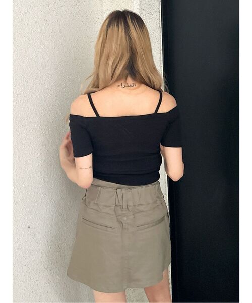 GYDA（ジェイダ）の「ハーフスリーブカシュクールオフショル