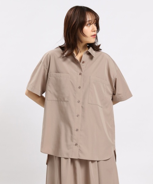 GLOBAL WORK Smile Seed Store（グローバルワーク スマイルシードストア）の「軽やかシャツ半袖/977026（シャツ/ブラウス・レディース・ブラック/ベージュ/チェック/チャコール・LARGE/MEDIUM/SMALL/X-LARGE）」の4枚目の写真