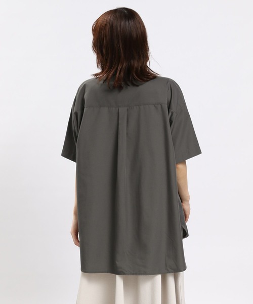 GLOBAL WORK Smile Seed Store（グローバルワーク スマイルシードストア）の「軽やかシャツ半袖/977026（シャツ/ブラウス・レディース・ブラック/ベージュ/チェック/チャコール・LARGE/MEDIUM/SMALL/X-LARGE）」の21枚目の写真