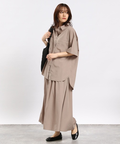 GLOBAL WORK Smile Seed Store（グローバルワーク スマイルシードストア）の「軽やかシャツ半袖/977026（シャツ/ブラウス・レディース・ブラック/ベージュ/チェック/チャコール・LARGE/MEDIUM/SMALL/X-LARGE）」の22枚目の写真