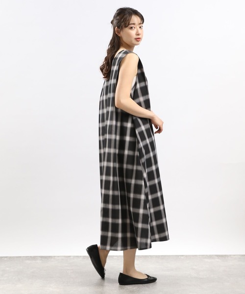 GLOBAL WORK Smile Seed Store（グローバルワーク スマイルシードストア）の「Aラインワンピースノースリーブ/116204（ワンピース・レディース・ブラック/ブルー系その他/その他・SMALL/MEDIUM/LARGE/X-LARGE）」の18枚目の写真