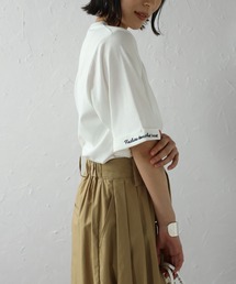 ロールアップスリーブレタリングロゴ刺繍Tシャツ
