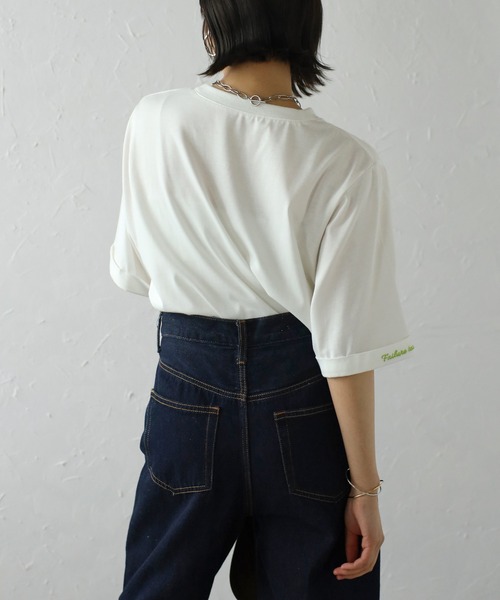 Bonjour Sagan(ボンジュールサガン)の「ロールアップスリーブレタリングロゴ刺繍Tシャツ(Tシャツ/カットソー・レディース・ブラック×ホワイト/ホワイト×ブラック/ホワイト×グリーン/ホワイト×ピンク・FREE)」の17枚目の写真