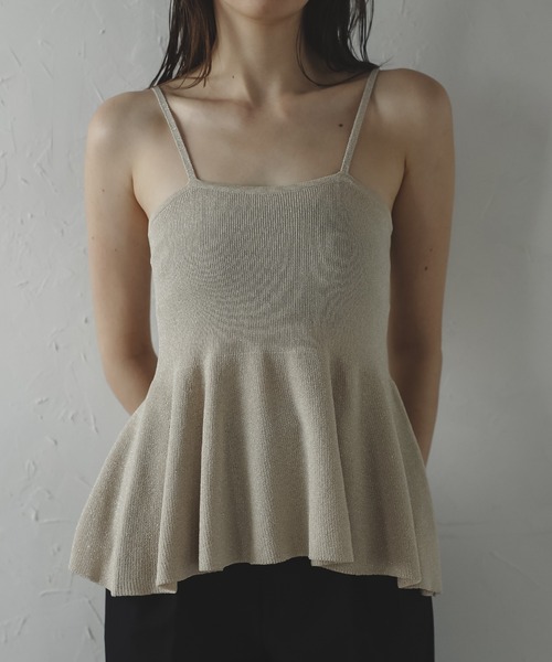 MINERTE(ミネルテ)の「【MINERTE】peplum knit camisole / ペプラムラメニットキャミソール(キャミソール・レディース・ライトベージュ/チャコールグレー・FREE)」の5枚目の写真