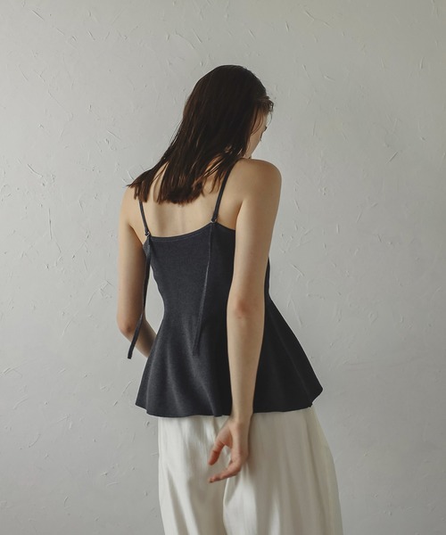 MINERTE(ミネルテ)の「【MINERTE】peplum knit camisole / ペプラムラメニットキャミソール(キャミソール・レディース・ライトベージュ/チャコールグレー・FREE)」の16枚目の写真