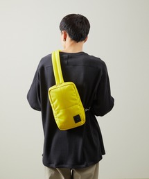 And A（アンドエー）の「waku ワク / ボンディングナイロンボディバッグ ショルダーバッグ S / WKN-0001（ショルダーバッグ）」