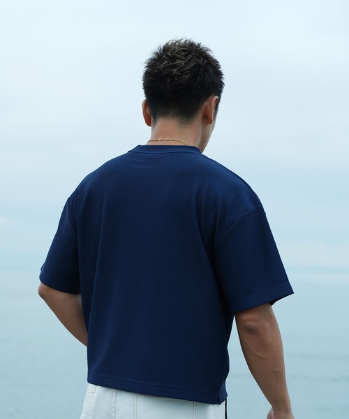 #Re:room(リルーム)の「プリーツショートレングスビッグTシャツ(Tシャツ/カットソー・メンズ・ブラック/カーキ/ネイビー/イエロー・S-M/M-L)」の15枚目の写真