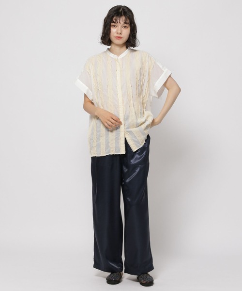 niko and...（ニコアンド）の「テュルテュルサテンパンツ（その他パンツ・レディース・グレー/ネイビー/ラベンダー・FREE）」の16枚目の写真