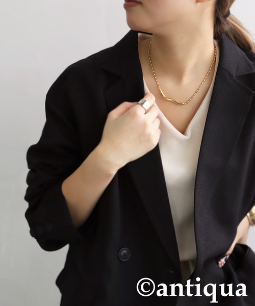 antiqua（アンティカ）の「ラインネックレス（ネックレス・レディース・ゴールド/シルバー・FREE）」の7枚目の写真