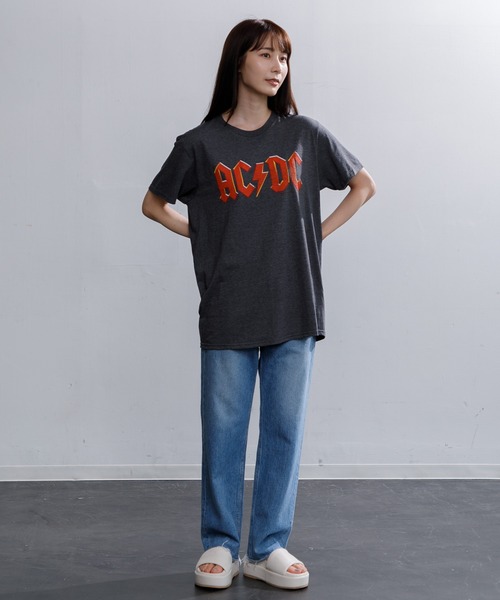 AMERICAN RAG CIE(アメリカンラグシー)の「【MEN , WOMEN】US PRINT TEE AC/DC TEE(Tシャツ/カットソー・メンズ・チャコール・L/XL)」の13枚目の写真