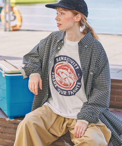 MONO-MART LADY'S(モノマートレディース)の「ヴィンテージライク フィッシュ グラフィックプリント オーバーサイズ 長袖Tシャツ(Tシャツ/カットソー・レディース・杢グレー/ホワイト系/ホワイト系1/オートミール・FREE)」の15枚目の写真