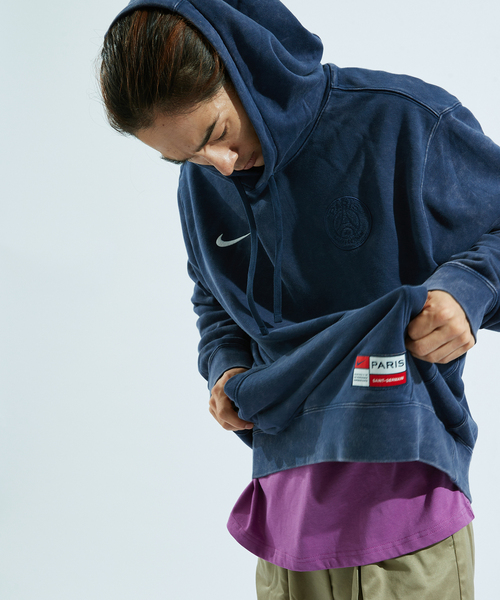 NIKE(ナイキ)の「【NIKE / ナイキ】PSG M NSW CLUB HOODIE PO FT GX FQ3005- 657(パーカー・メンズ・レッド/ネイビー・MEDIUM/LARGE/X-LARGE)」の12枚目の写真