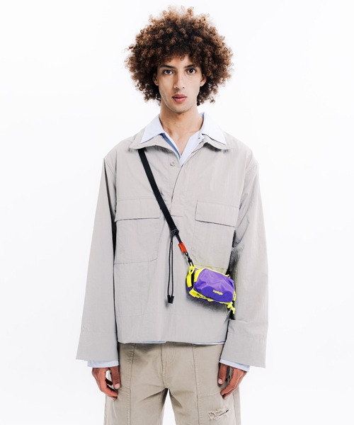 Topologie（トポロジー）の「Mini Bottle Sacoche ミニ ボトル サコッシュ【バッグ単体】（ショルダーバッグ・レディース・パープル/ブラウン・ONE SIZE）」の7枚目の写真