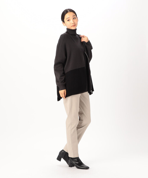 COMME CA ISM（コムサイズム）の「バイカラー ポンチョ　ジップカーディガン（カーディガン/ボレロ・レディース・ネイビー/アイボリー/チャコール・FREE）」の7枚目の写真