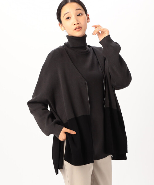 COMME CA ISM（コムサイズム）の「バイカラー ポンチョ　ジップカーディガン（カーディガン/ボレロ・レディース・ネイビー/アイボリー/チャコール・FREE）」の9枚目の写真