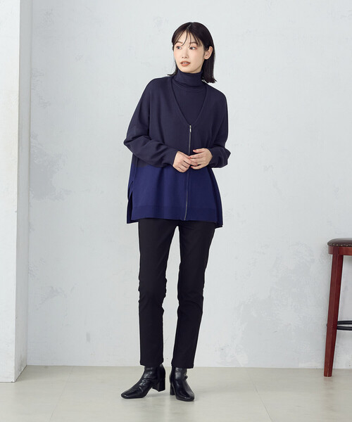 COMME CA ISM（コムサイズム）の「バイカラー ポンチョ　ジップカーディガン（カーディガン/ボレロ・レディース・ネイビー/アイボリー/チャコール・FREE）」の11枚目の写真