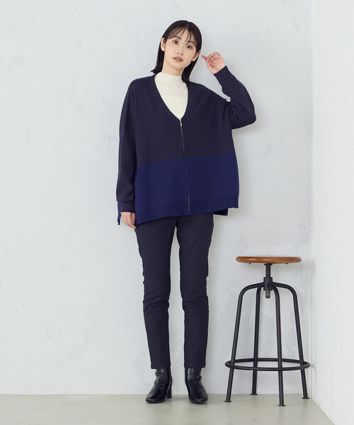 COMME CA ISM（コムサイズム）の「バイカラー ポンチョ　ジップカーディガン（カーディガン/ボレロ・レディース・ネイビー/アイボリー/チャコール・FREE）」の12枚目の写真