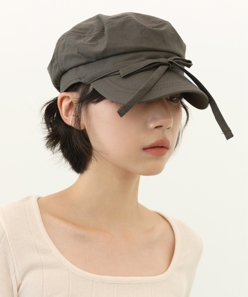 UNE MANSION（ユヌマンション）の「【ストリングで自由にアレンジ可能】リボンハンチングベレー帽（ハンチング/ベレー帽・レディース・アイボリー/ブラック/チャコール・ONE SIZE）」の3枚目の写真