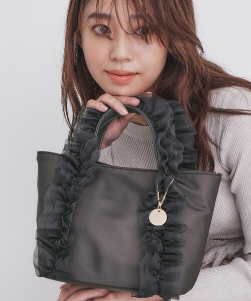 index（インデックス）の「2WAYフリルショルダーバッグ（ショルダーバッグ・レディース・ブラック/ベージュ系その他7/チャコールグレー・00）」の10枚目の写真