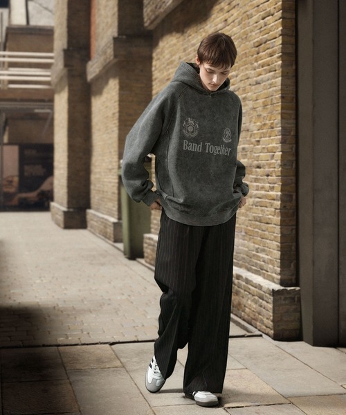 EMMA CLOTHES（エマクローズ）の「ヴィンテージライクケミカルウォッシュ ゲームハイネックパーカー（パーカー・メンズ・ブラック/グレイッシュベージュ/ブラウン・M/L）」の17枚目の写真