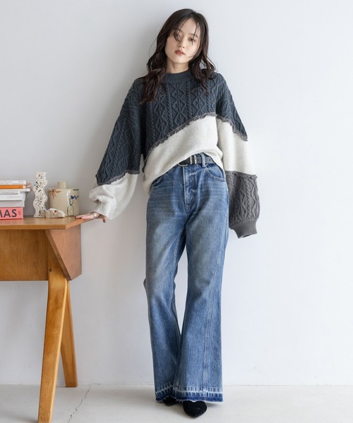 RAGEBLUE（レイジブルー）の「ヴィンテージライク/サイド切り替えフレアデニム（デニムパンツ・レディース・ブラック/ブルー・MEDIUM/SMALL）」の11枚目の写真