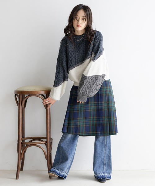 RAGEBLUE（レイジブルー）の「ヴィンテージライク/サイド切り替えフレアデニム（デニムパンツ・レディース・ブラック/ブルー・MEDIUM/SMALL）」の22枚目の写真