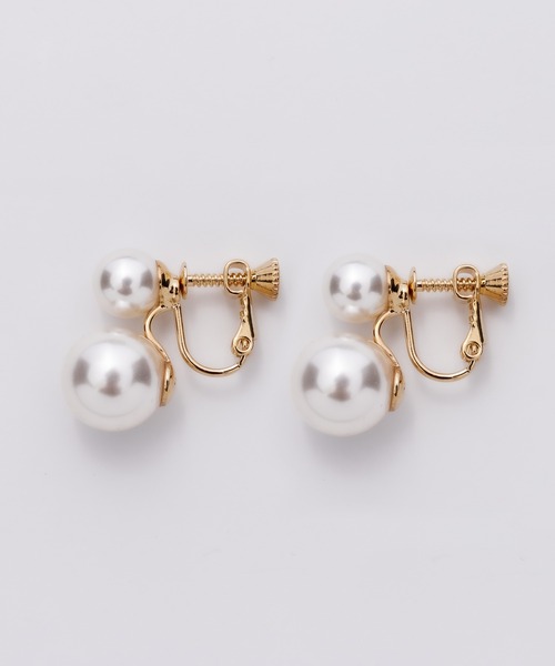 ciite'（シーテ）の「2連パールイヤリング  (両耳用)（イヤリング・レディース・ホワイト/ホワイト系その他/ホワイト系その他2・FREE）」の4枚目の写真