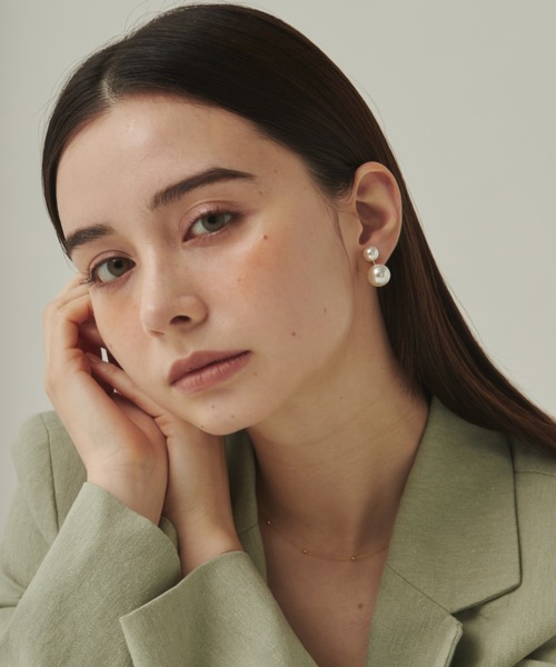 ciite'（シーテ）の「2連パールイヤリング  (両耳用)（イヤリング・レディース・ホワイト/ホワイト系その他/ホワイト系その他2・FREE）」の8枚目の写真