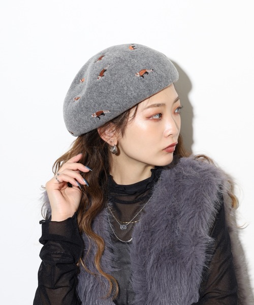 DimMoire ディムモアール ロゴ刺繍 ファーベレー帽 Dimmoire】 ロゴ刺繍ファーベレー帽 ブラック - メルカリ