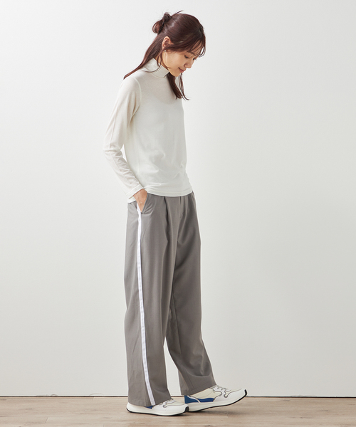 Petit Honfleur(プチオンフルール)の「メロークシュネックウールプルオーバー(Tシャツ/カットソー・レディース・グレー/アイボリー/ブラック・M/L)」の19枚目の写真