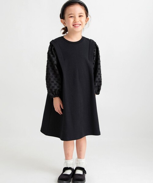 BRANSHES（ブランシェス）の「袖ふんわりワンピース（ワンピース・キッズ・ブラック/ベージュ・130/150/100/120/110/140/90）」の2枚目の写真